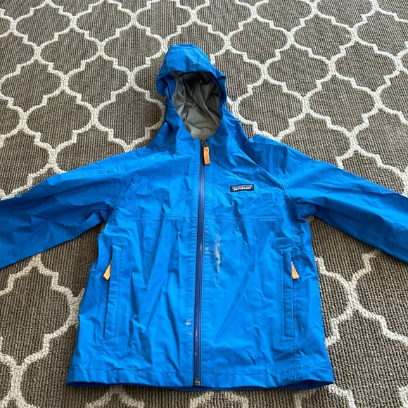 Patagonia Other - Patagonia Boys Raincoat Size: XS (5-6)